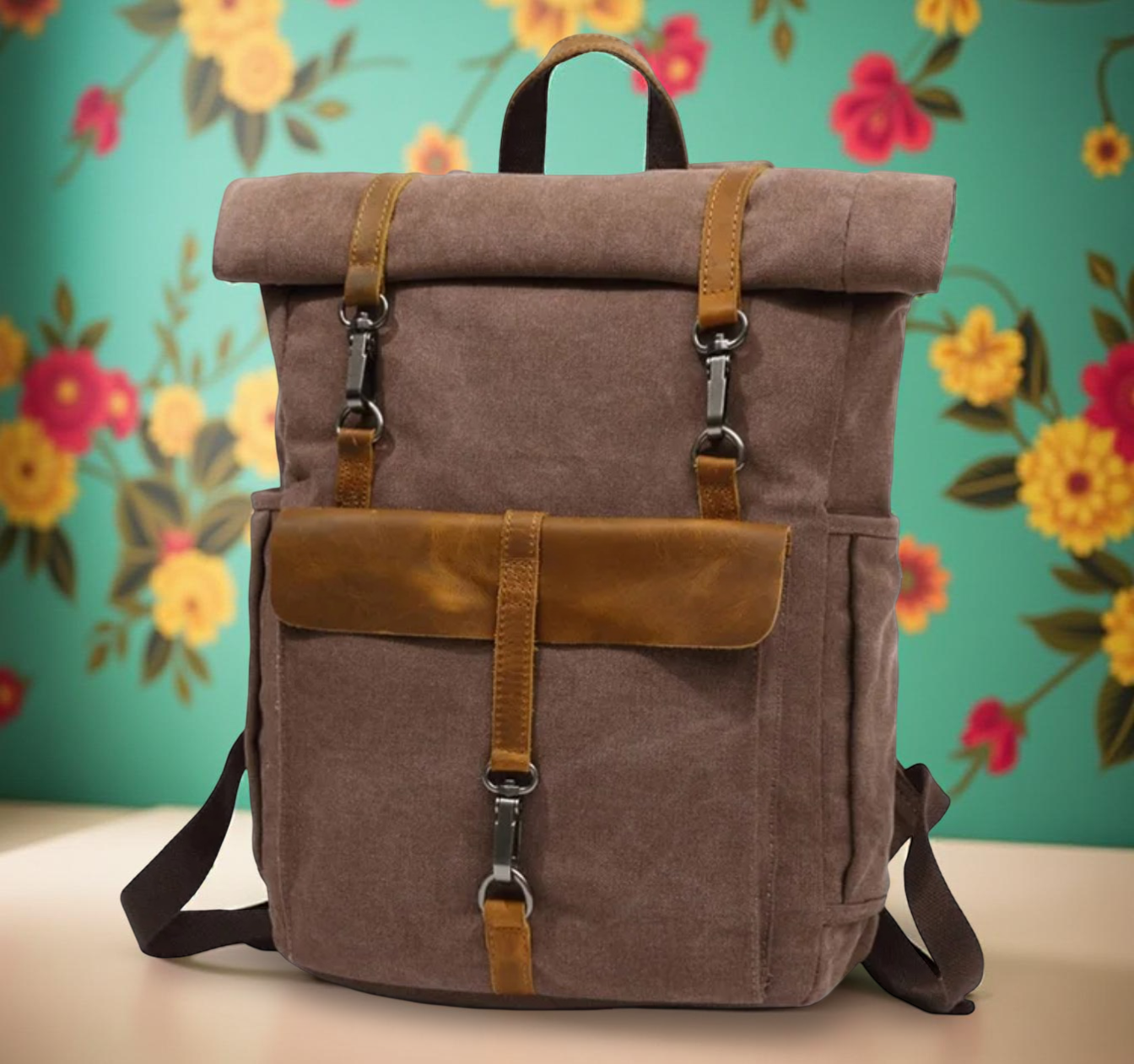 Retro Canvas Backpack - Travalto