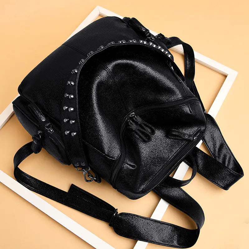 Women's Retro PU Leather Backpack - Travalto